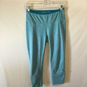 prAna Capri Leggings with Strip Accents At Calf Size Women's Medium in Blue Gym